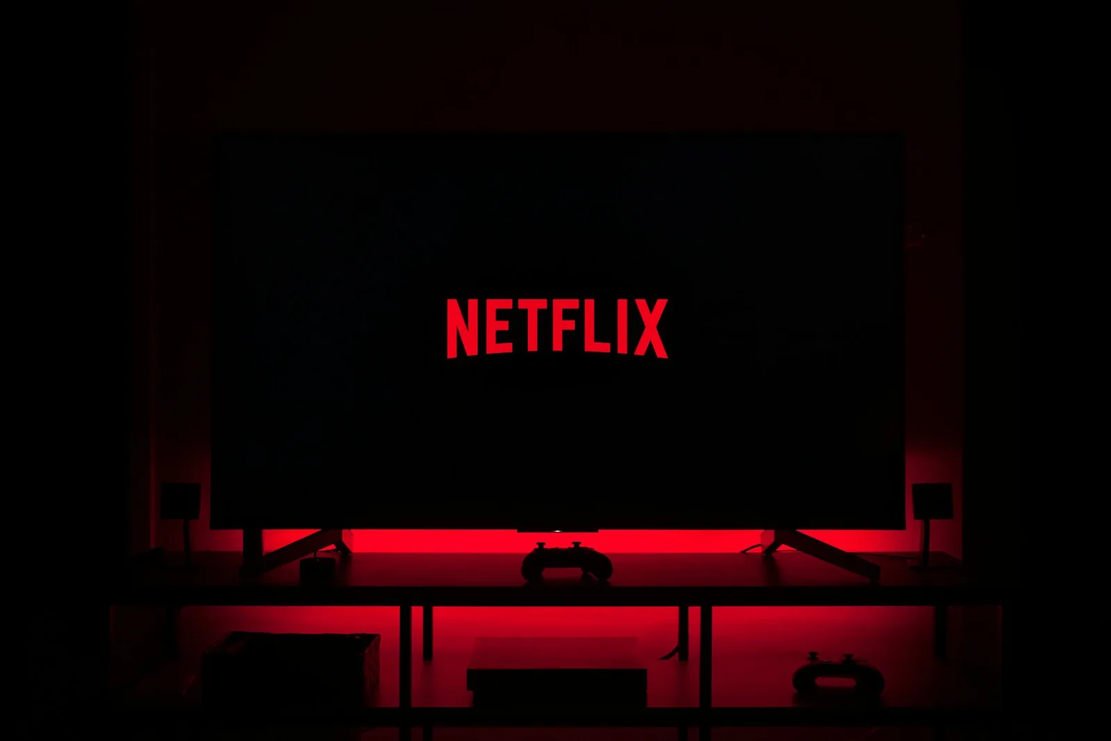 Netflix (NFLX) Shares: Why They Fell 30% in 2026